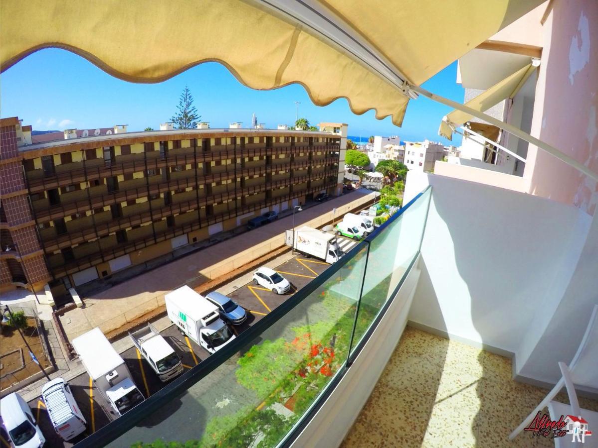 Edificio Abora Apartment Los Cristianos  Exterior photo