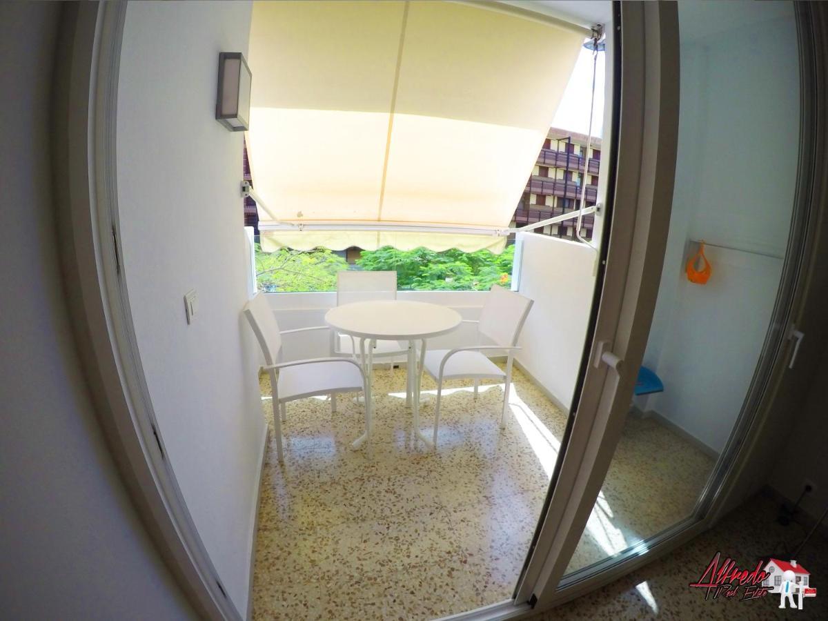 Edificio Abora Apartment Los Cristianos  Exterior photo